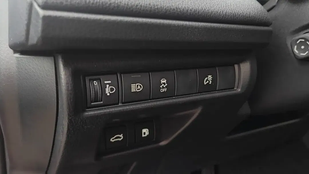 Toyota Camry Hybrid Prestige - foto 15