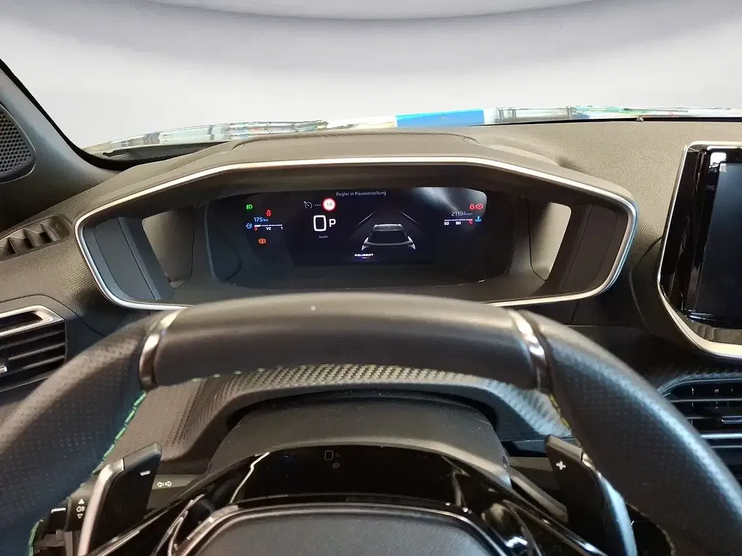Peugeot 2008 130 PureTech EAT8 GT - Thumbnail 10