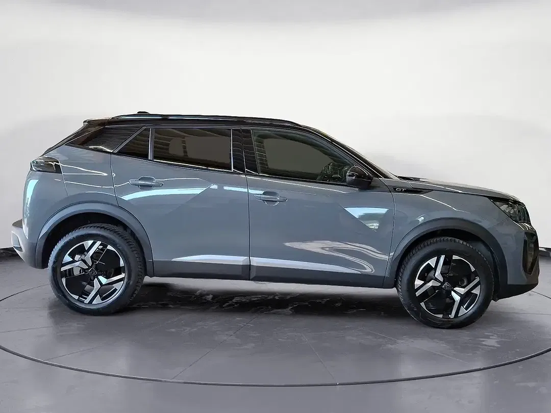 Peugeot 2008 130 PureTech EAT8 GT - Thumbnail 5
