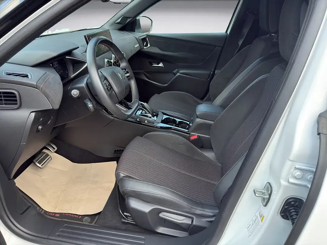 DS Automobiles DS 3 Crossback - Thumbnail 10