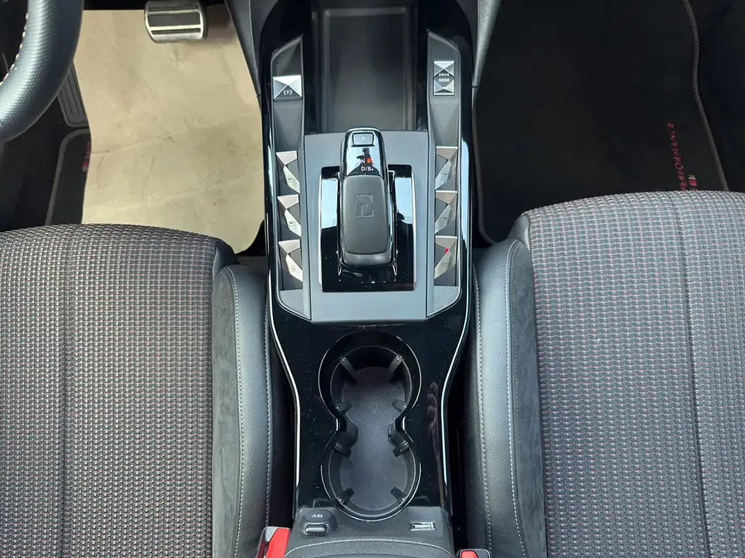 DS Automobiles DS 3 Crossback - Thumbnail 14