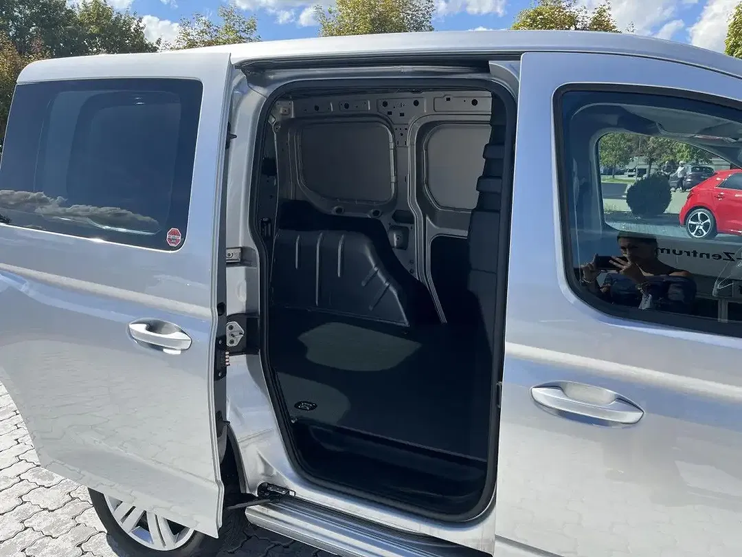 Volkswagen Caddy TDI Cargo DSG - Thumbnail 8