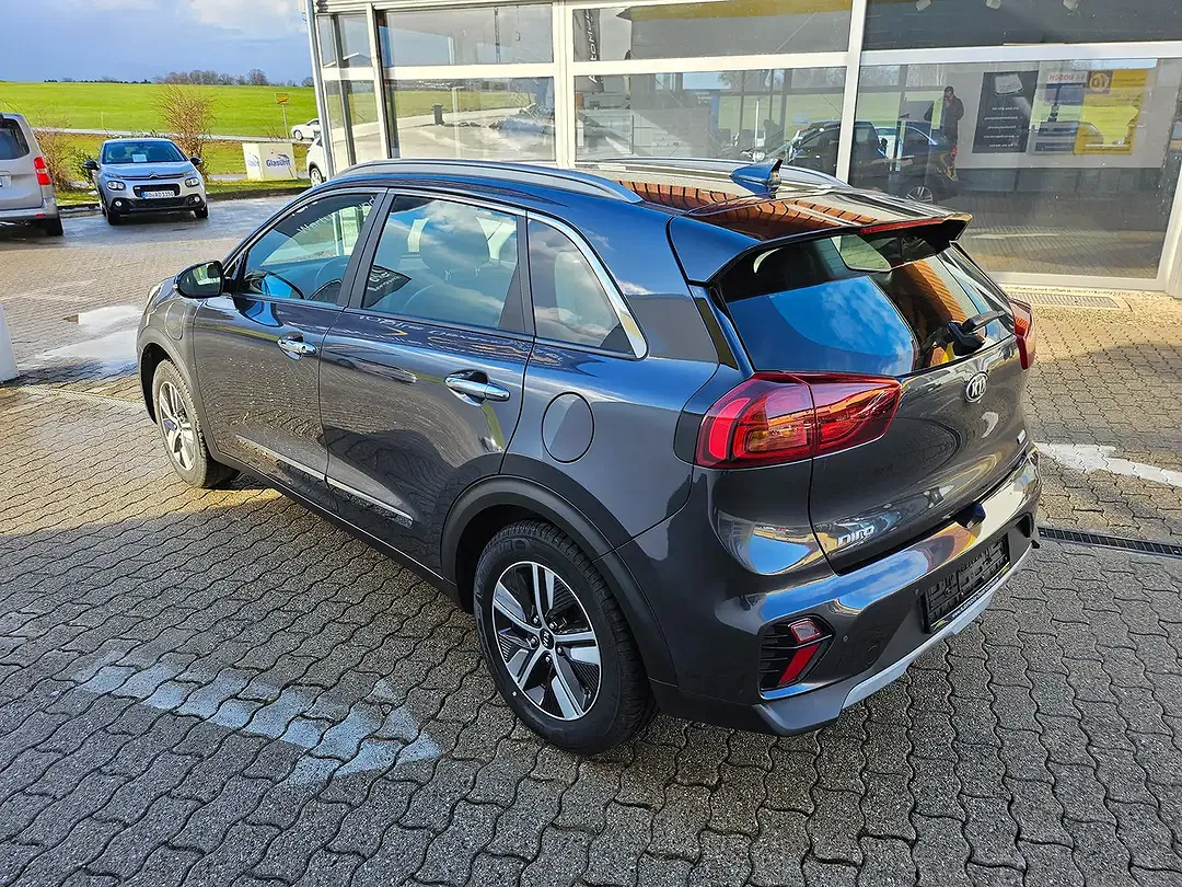 Kia Niro PHEV Hybrid Vision - Thumbnail 8