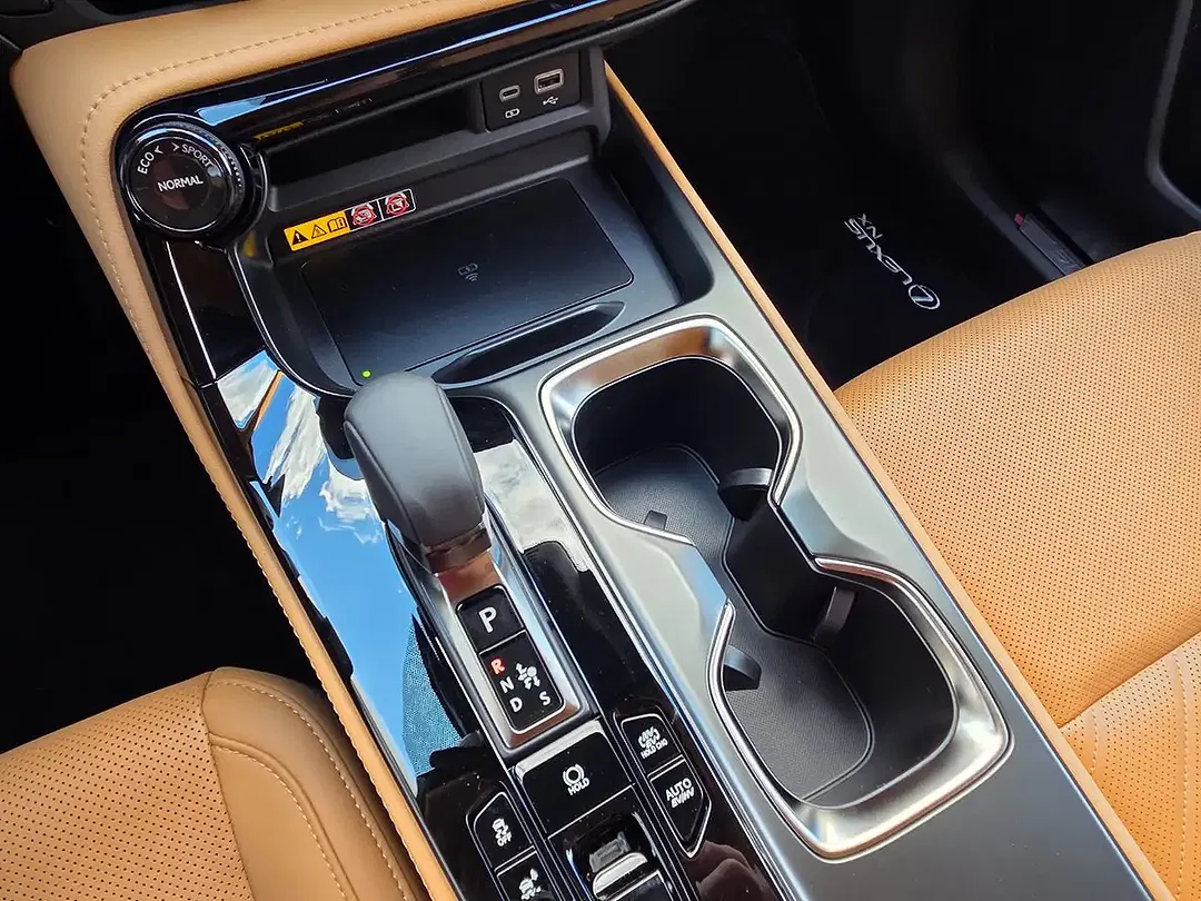 Lexus NX 450h+ PHEV 4x4 Business - foto 15