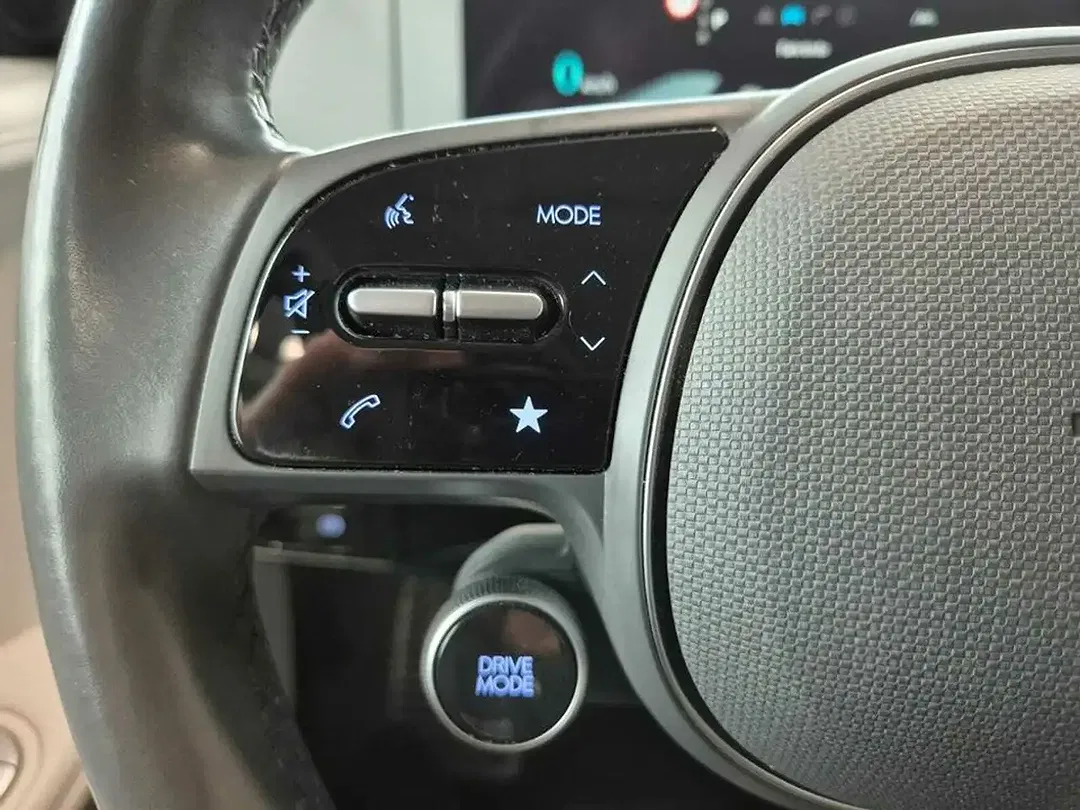 Hyundai IONIQ 5 - Thumbnail 11