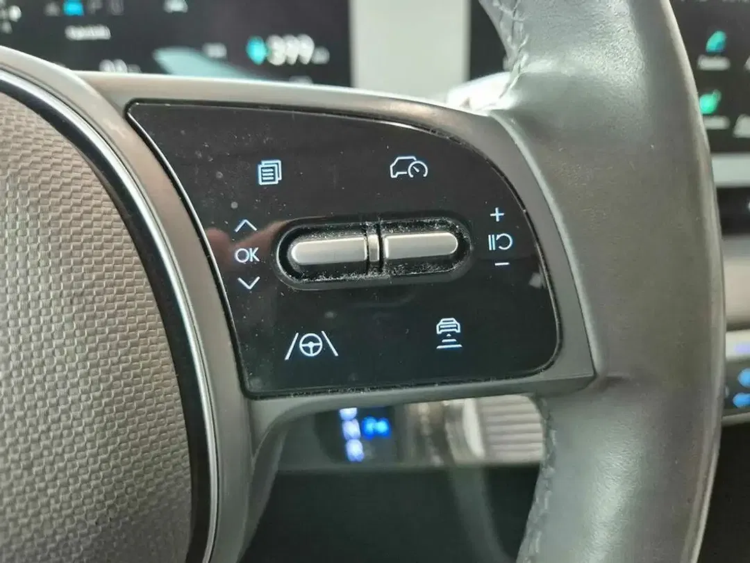 Hyundai IONIQ 5 - Thumbnail 12
