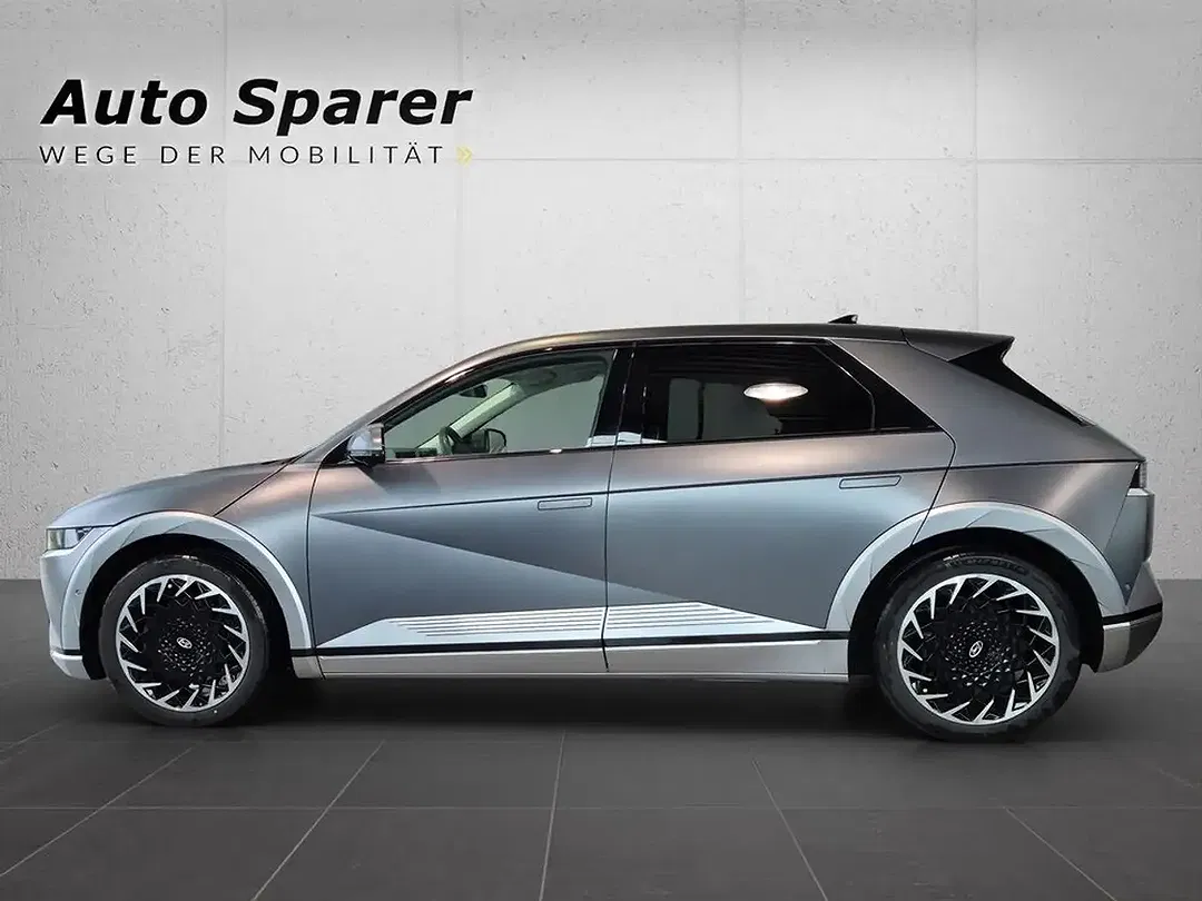 Hyundai IONIQ 5 - Thumbnail 2