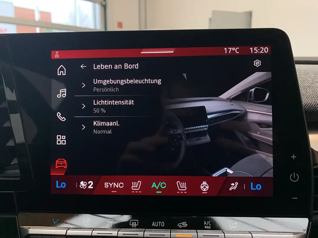 Renault Megane E-Tech Techno Comfort - Thumbnail 32