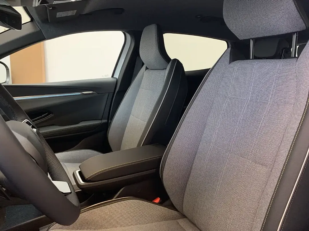 Renault Megane E-Tech Techno Comfort - Thumbnail 9