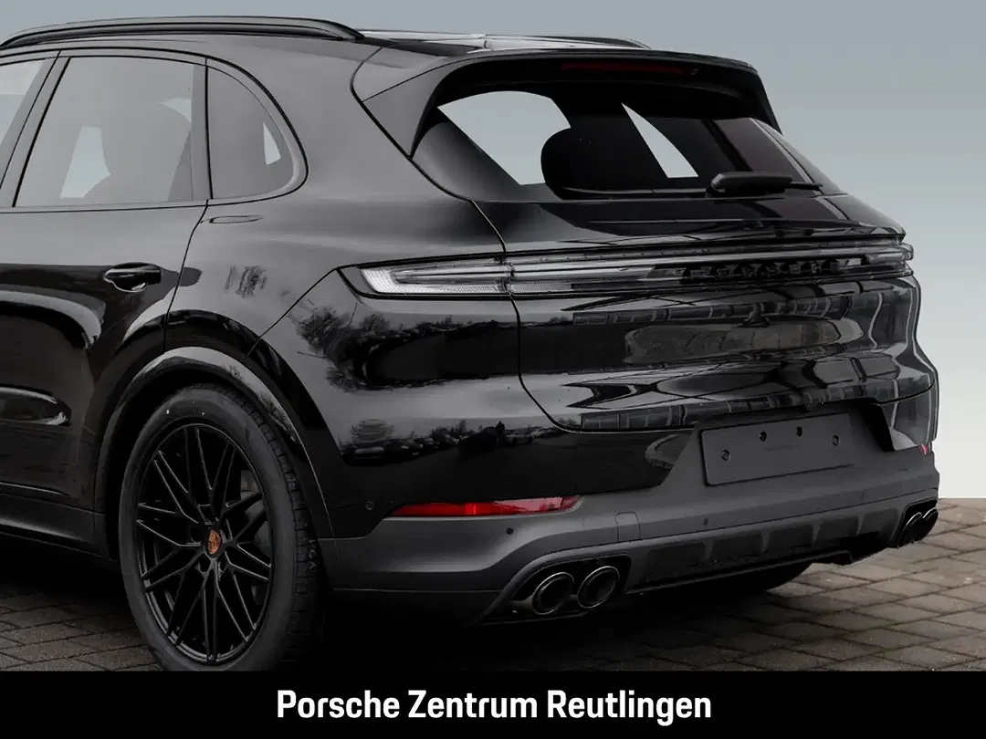 Porsche Cayenne - Thumbnail 9