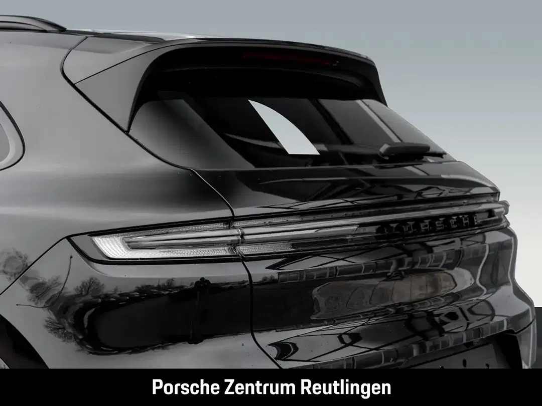 Porsche Cayenne - Thumbnail 10