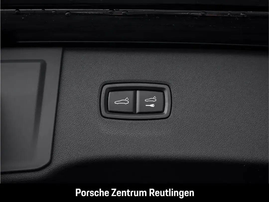 Porsche Cayenne - Thumbnail 13