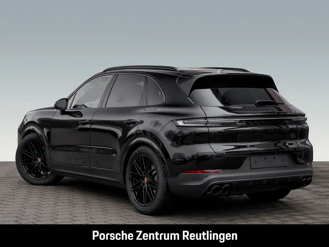 Porsche Cayenne - Thumbnail 3