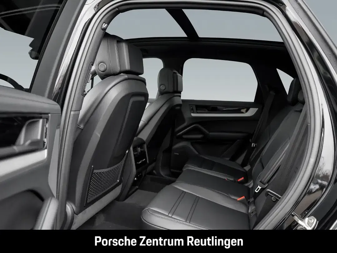 Porsche Cayenne - Thumbnail 6