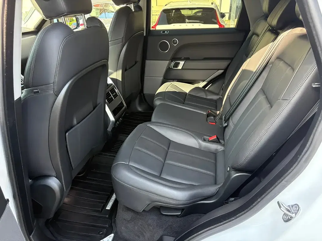 Land Rover Range Rover Sport S - Thumbnail 9