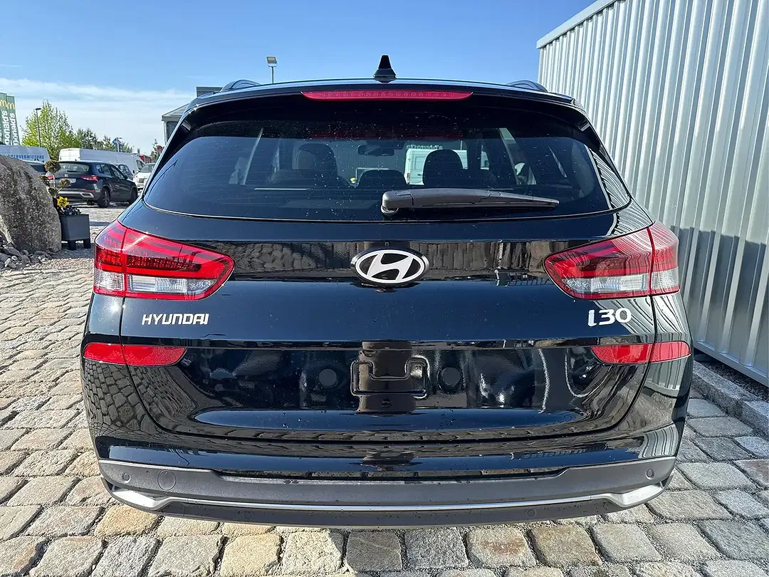 Hyundai i30 1.5 T-GDI MHEV DCT cw GO Plus - Thumbnail 5
