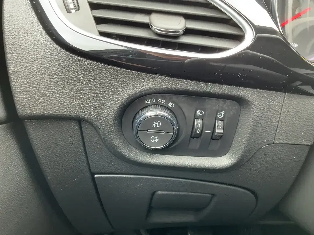 Opel Astra 1.2 Turbo Elegance - Thumbnail 14