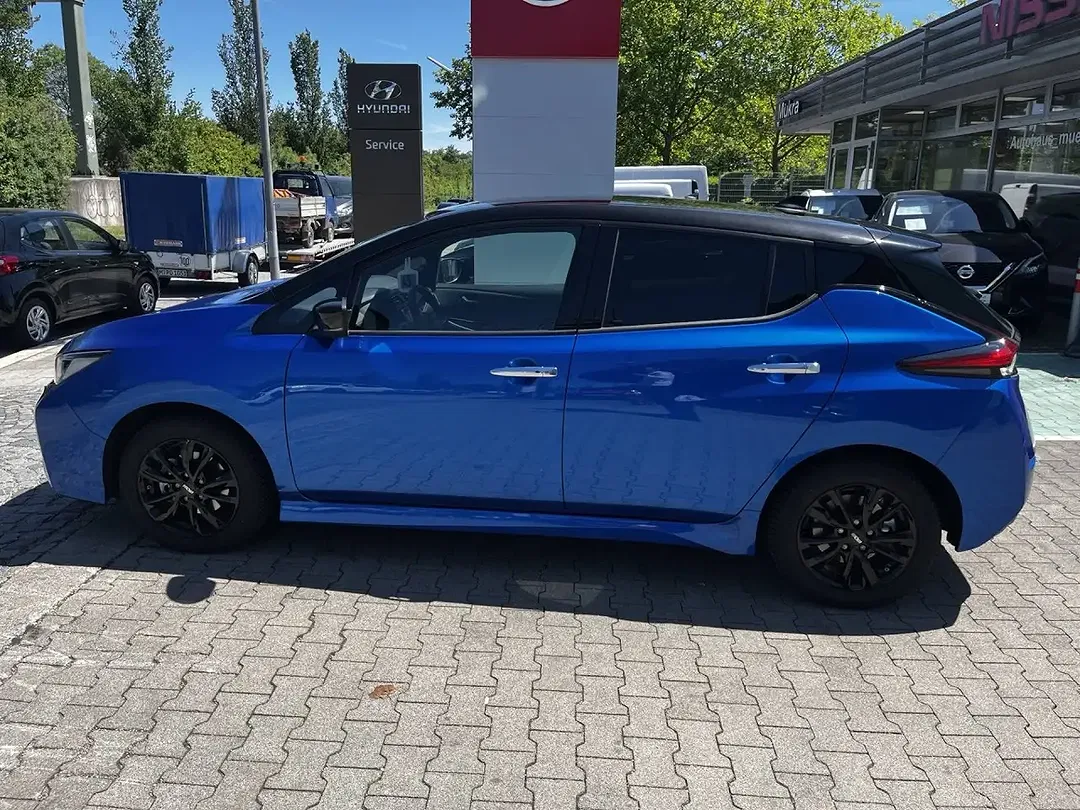 Nissan Leaf Tekna - Thumbnail 5
