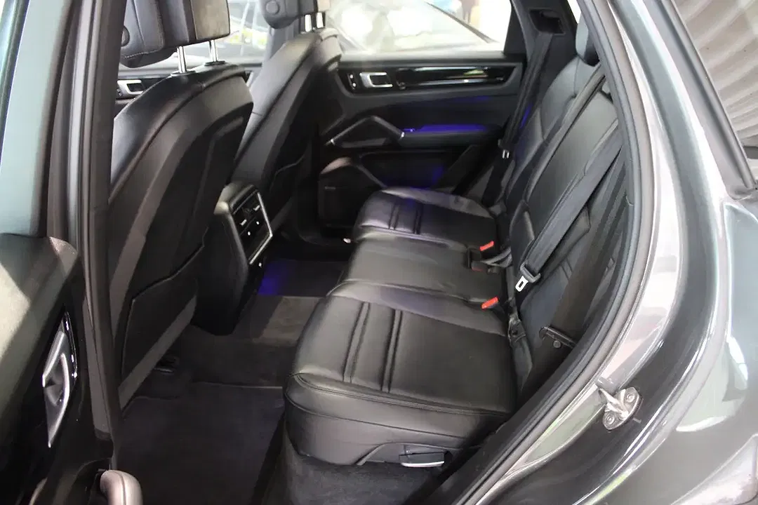 Porsche Cayenne E-Hybrid PASM - Thumbnail 13