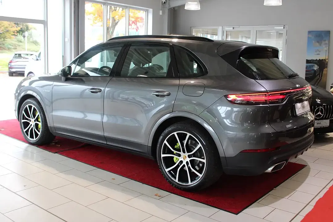 Porsche Cayenne E-Hybrid PASM - Thumbnail 3