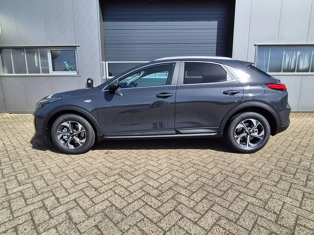 Kia XCeed 1.6 T-GDI AMT - foto 1