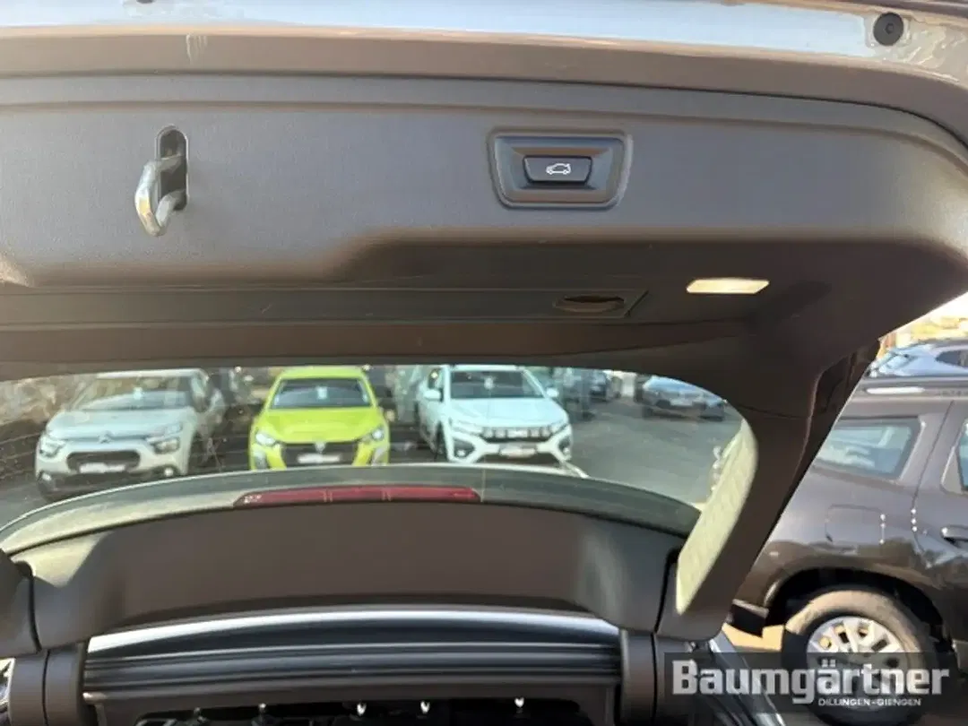 BMW 330 xDrive M Sport Touring - Thumbnail 12