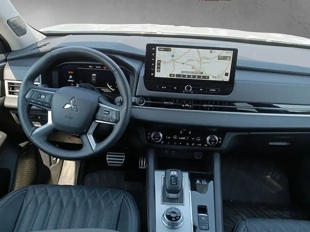 Mitsubishi Outlander 2.4 PHEV S-AWC - Thumbnail 15