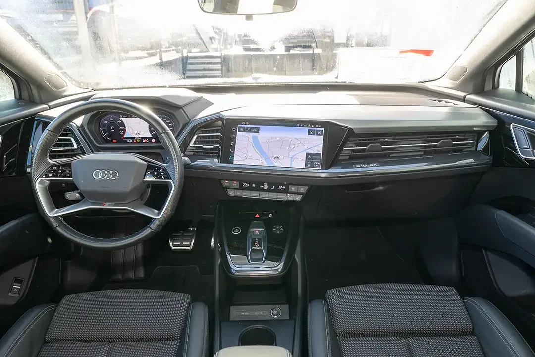 Audi Q4 e-tron 35 S line - foto 2