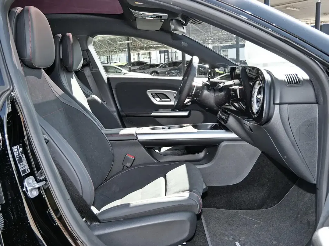 Mercedes-Benz CLA 250 EQ - Thumbnail 8