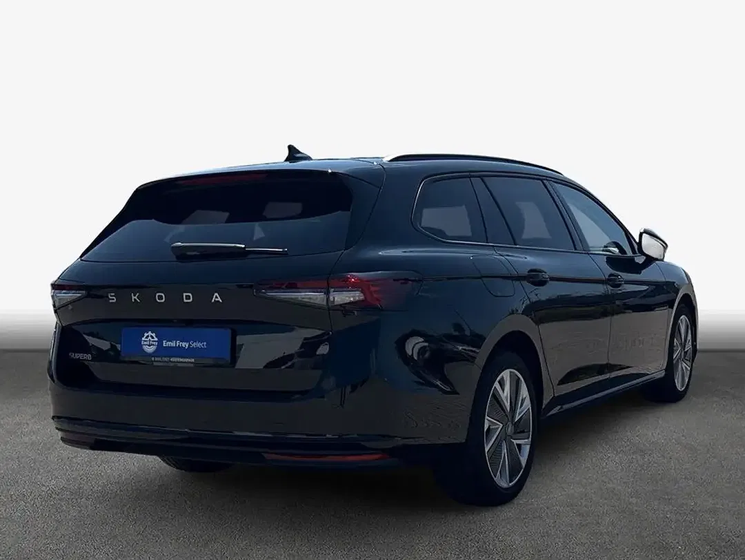 Skoda Superb 2.0 TDI DSG Combi Selection - Thumbnail 2