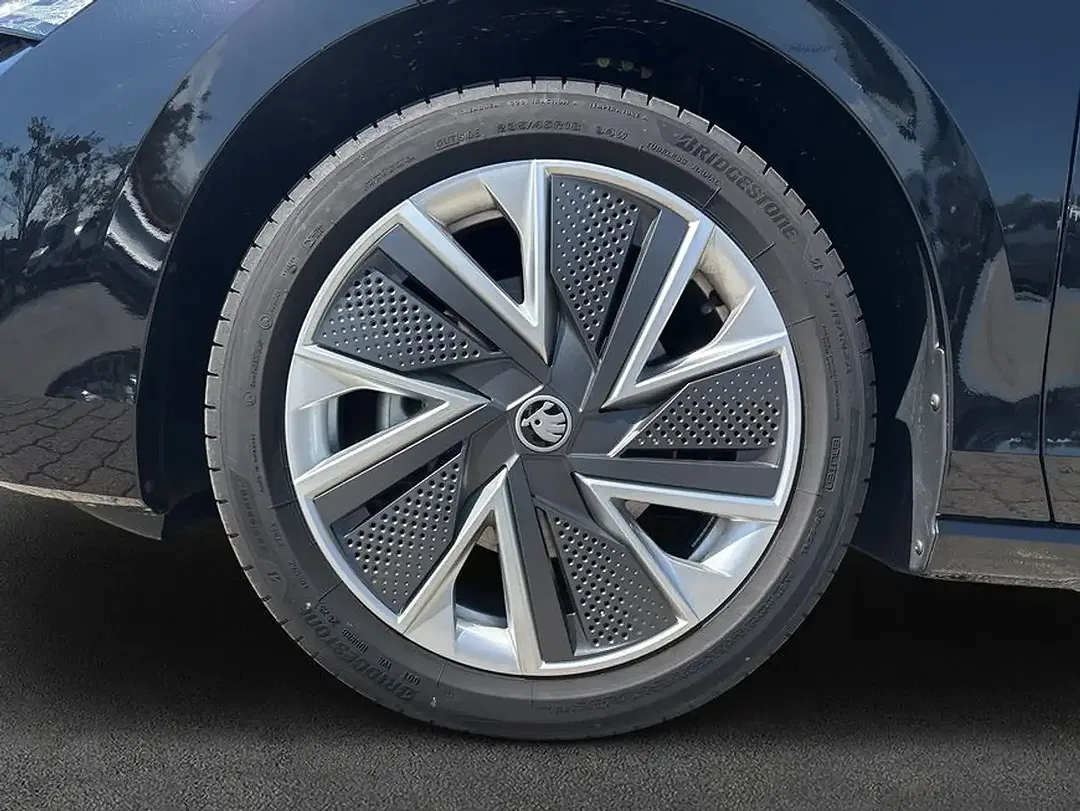 Skoda Superb 2.0 TDI DSG Combi Selection - Thumbnail 7
