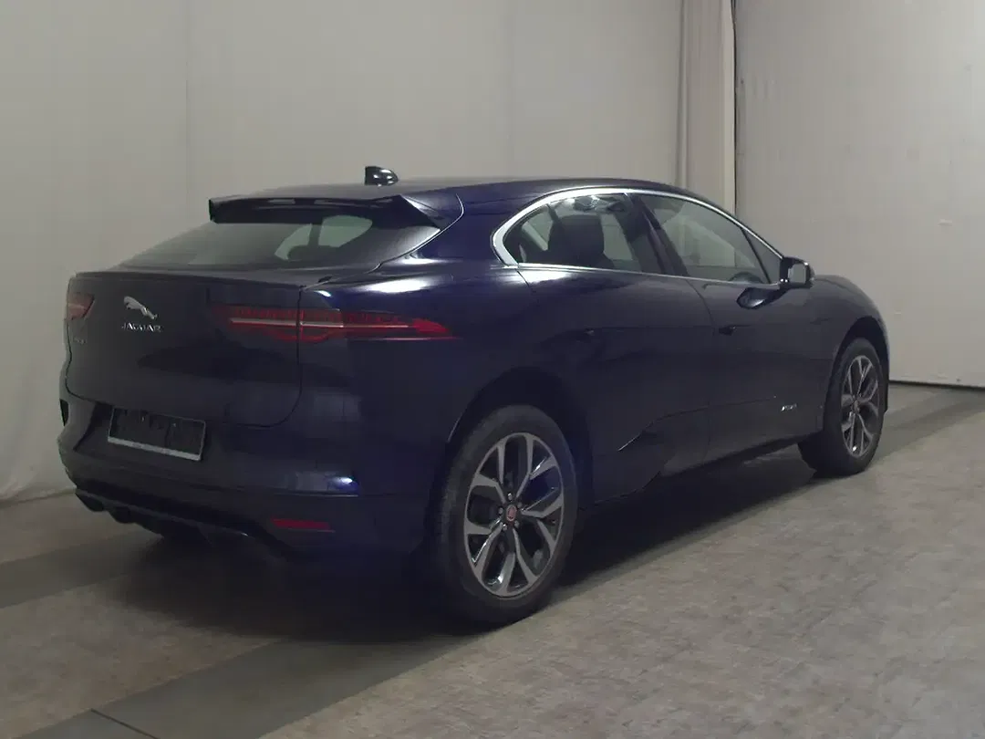 Jaguar I-Pace EV - Thumbnail 3