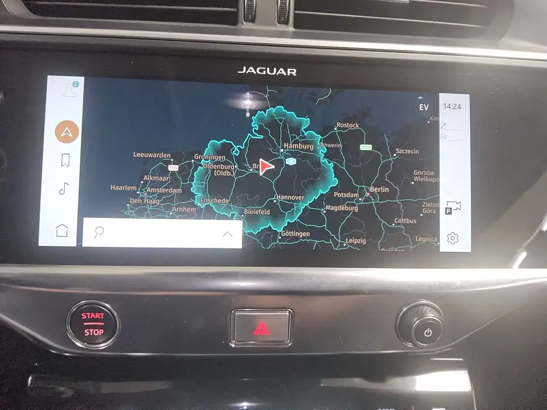 Jaguar I-Pace EV - Thumbnail 6
