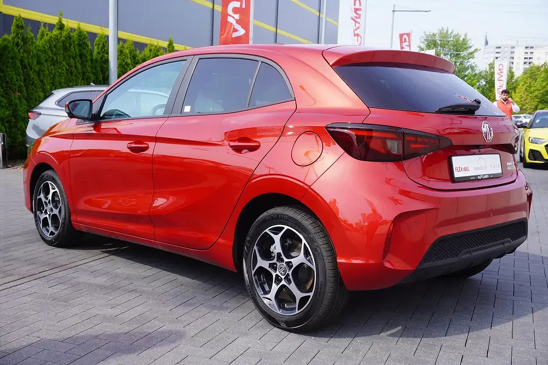 MG MG3 1.5 Hybrid AUT Luxury - Afbeelding 1