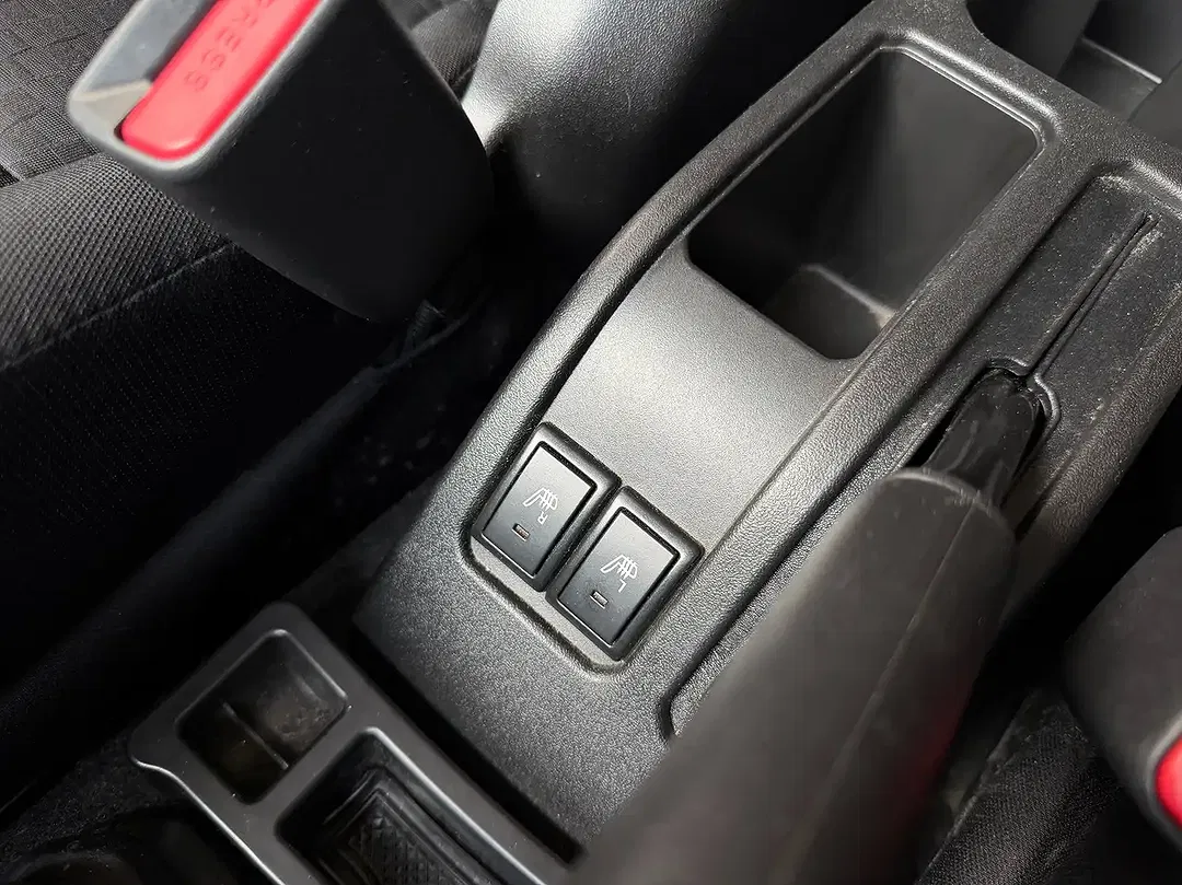 Suzuki Jimny AllGrip Comfort - Thumbnail 7