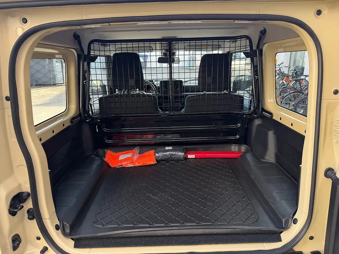 Suzuki Jimny AllGrip Comfort - foto 8