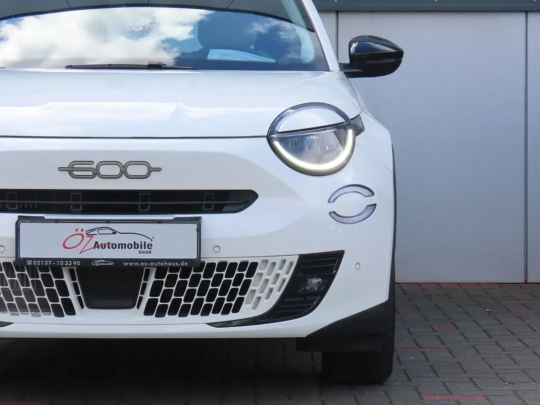 Fiat 600 1.2 Hybrid - Thumbnail 3
