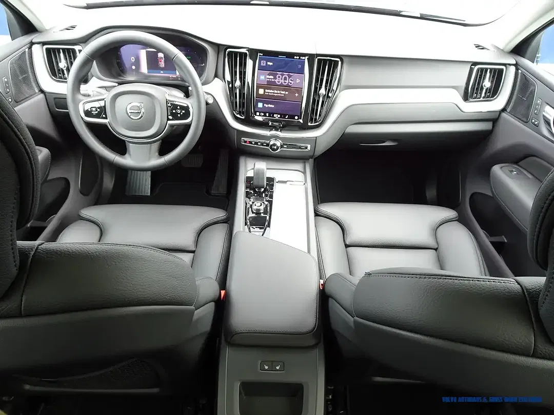 Volvo XC60 T6 AWD Plus Dark - Thumbnail 13