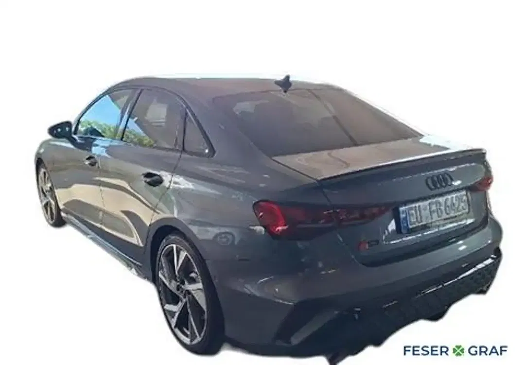 Audi S3 - foto 2