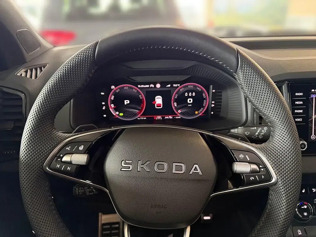 Skoda Karoq 2.0 TSI 4x4 Sportline - Thumbnail 15