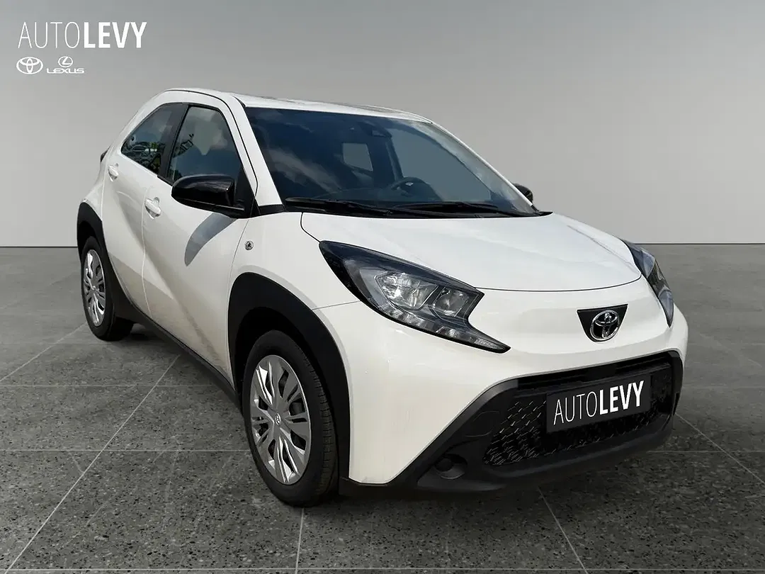 Toyota Aygo X Business Edition - Thumbnail 7