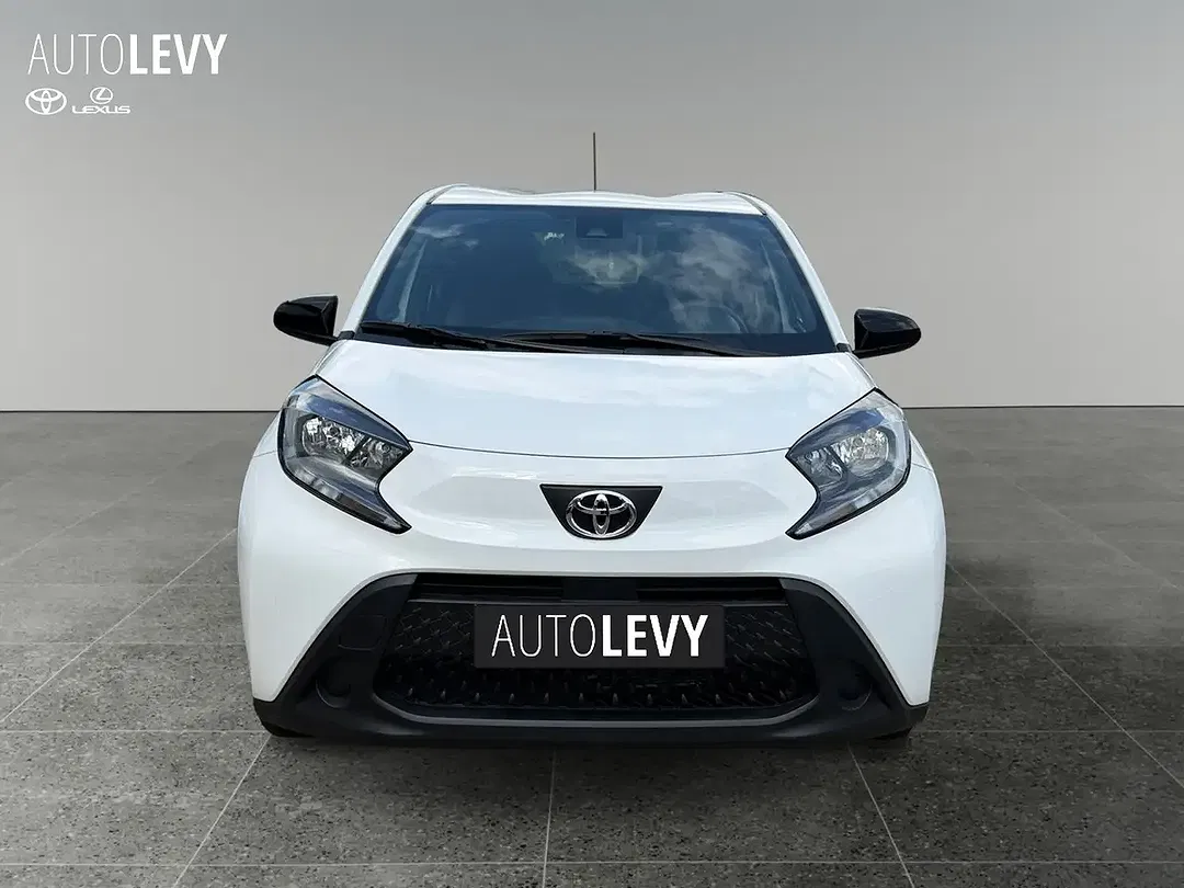 Toyota Aygo X Business Edition - Thumbnail 8
