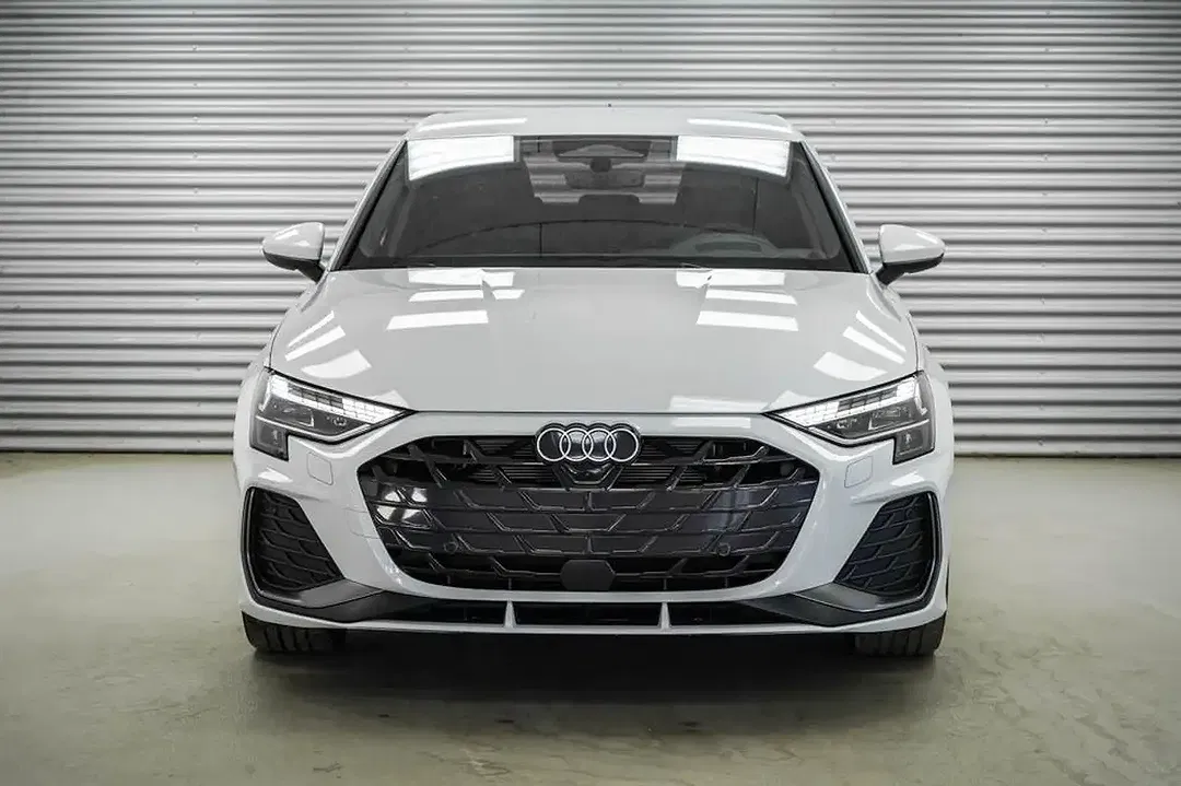 Audi A3 40 TFSI S tronic quattro Sportback - Thumbnail 2