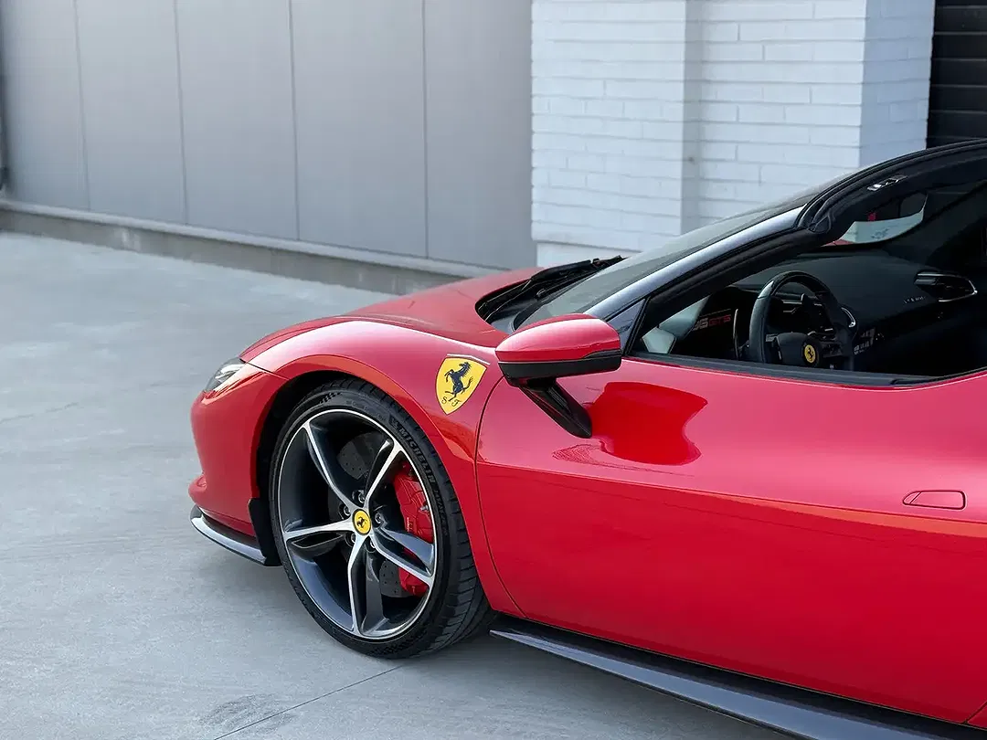 Ferrari 296 GTS - Thumbnail 10