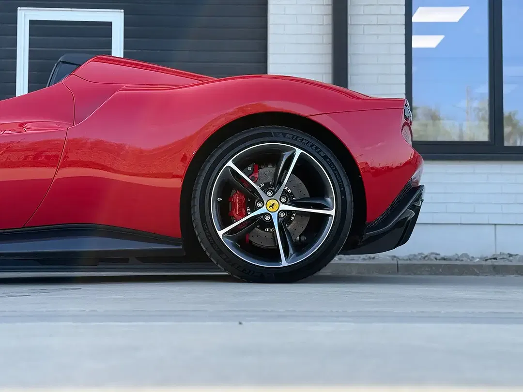 Ferrari 296 GTS - Thumbnail 12