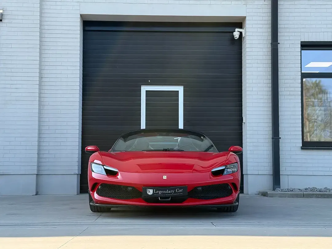 Ferrari 296 GTS - Thumbnail 3