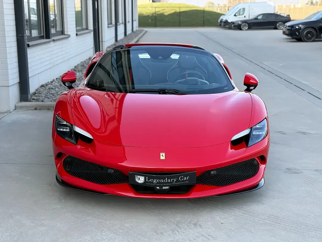 Ferrari 296 GTS - Thumbnail 4