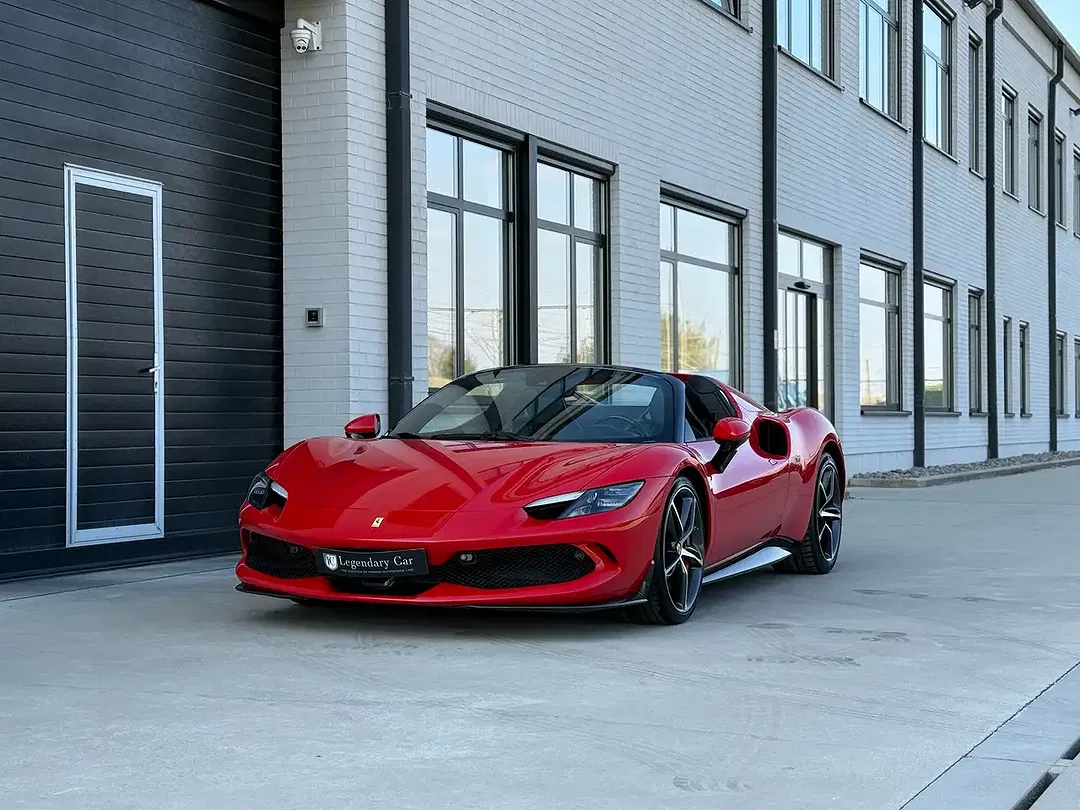 Ferrari 296 GTS - Thumbnail 6