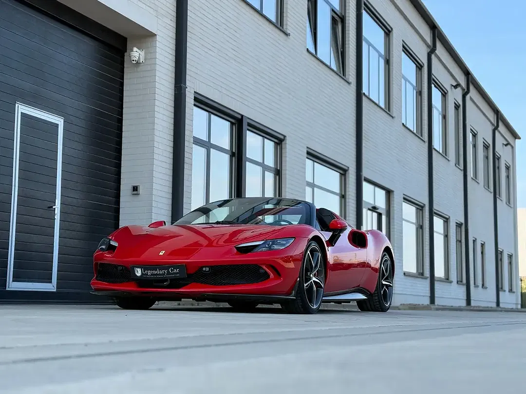 Ferrari 296 GTS - Thumbnail 7