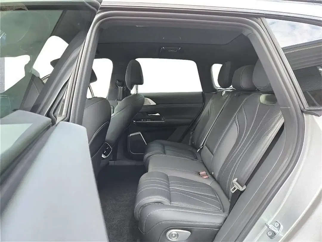Xpeng G9 AWD Performance Premium - Thumbnail 12